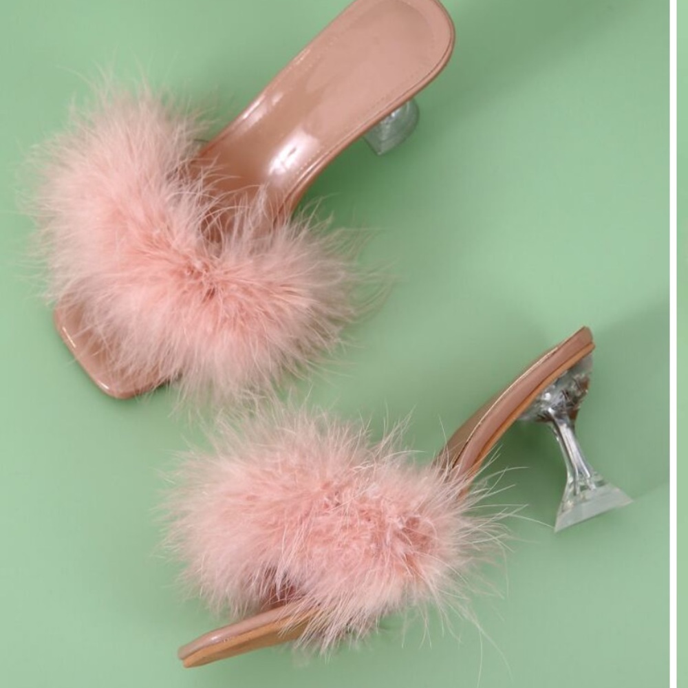 NEW never worn Pink feathered barbie sandals heels comfortable - Picture 2 of 5